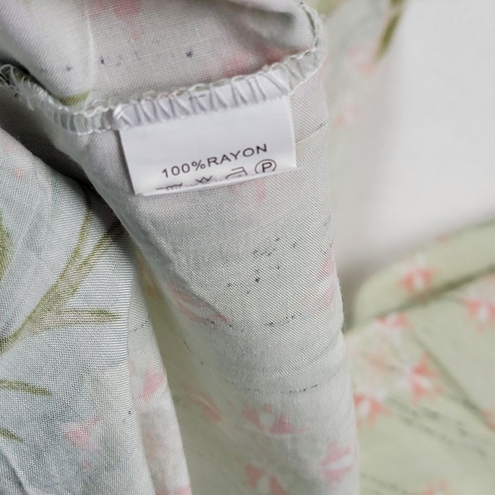 Jaase Light Green Floral V-Neck Ruffle Sleeve Top - Picture 3 of 14